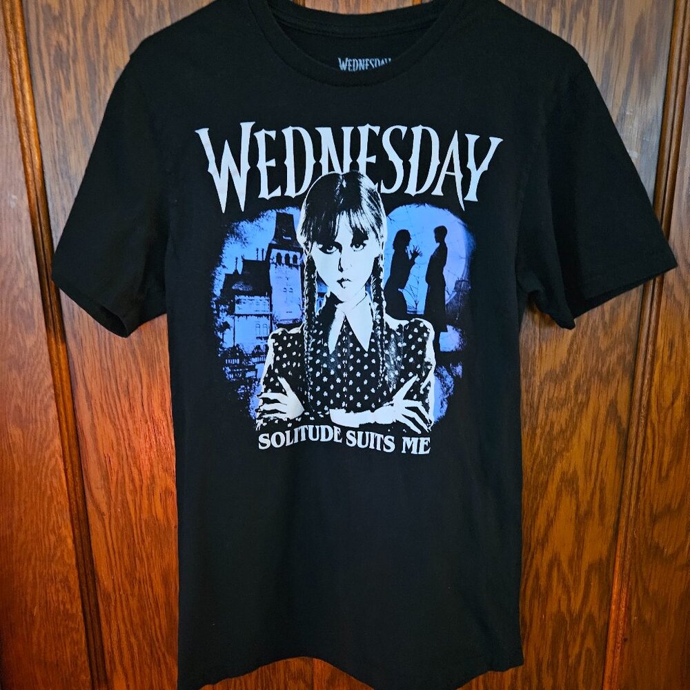 Wednesday unisex Short Sleeve Graphic Tee, Sz M